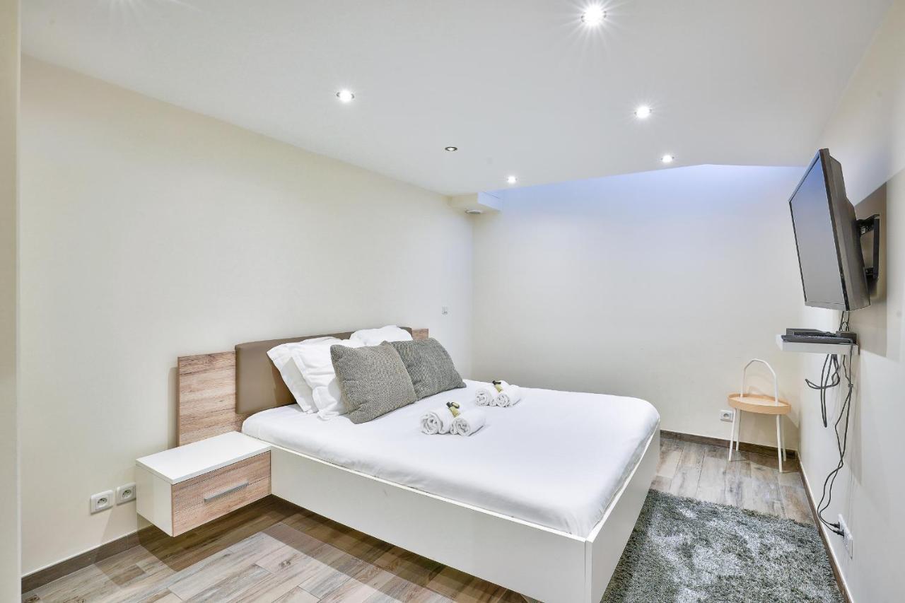 Bel Appartement Ideal Pour 4 Personnes, 2 Chambres パリ エクステリア 写真